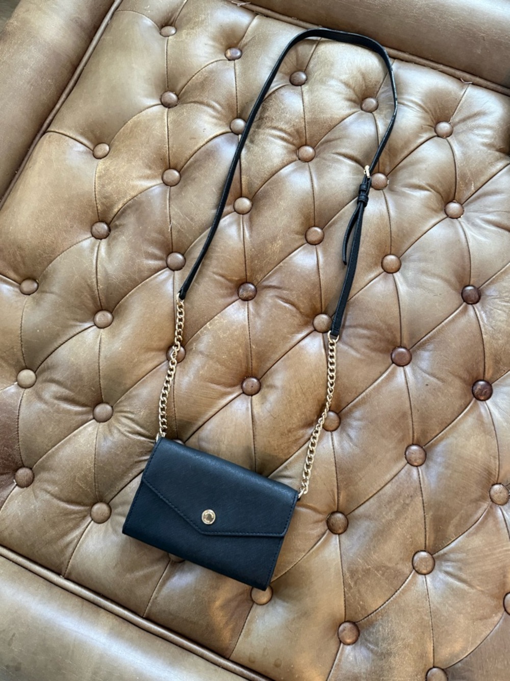 Michael Kors Crossbody Wallet